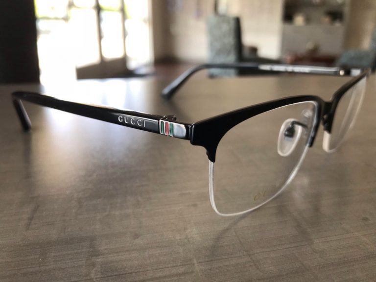 gucci frame
